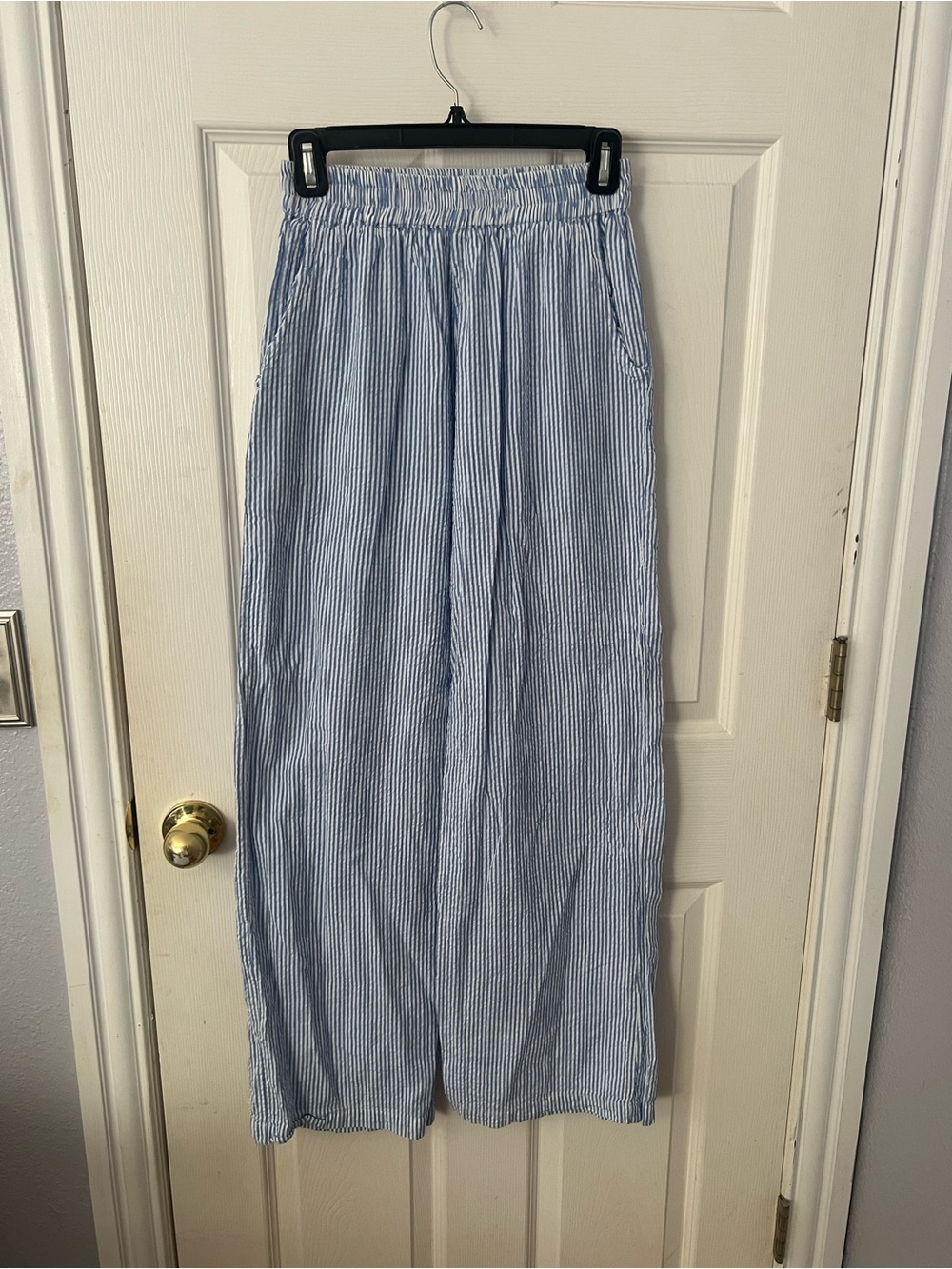 PrettyLittleThing Blue and White Striped Elastic-Waist Maxi Skirt
